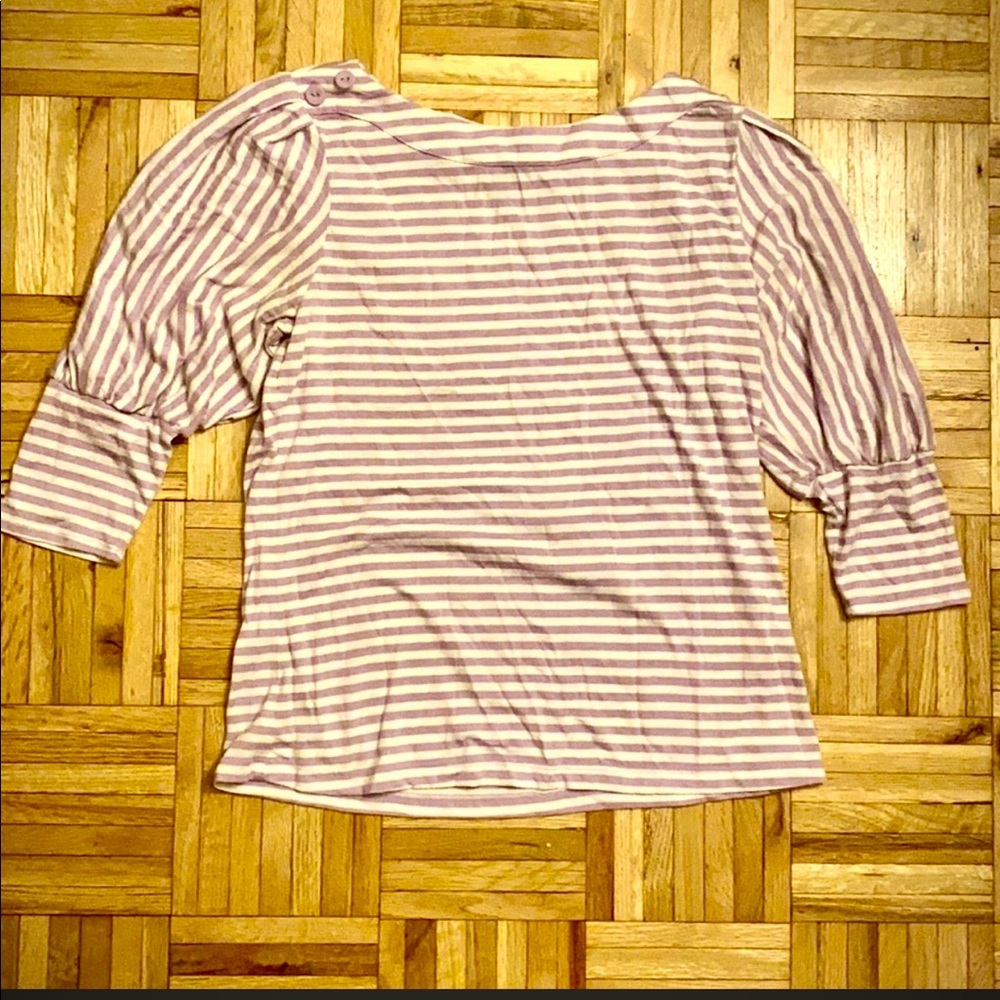 Lilac & white stripe puffy 3/4 sleeve top